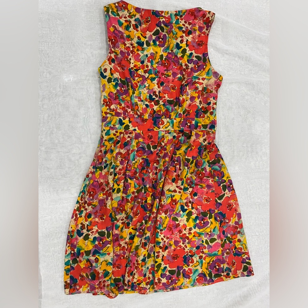 Abstract dress - Picture 4 of 4